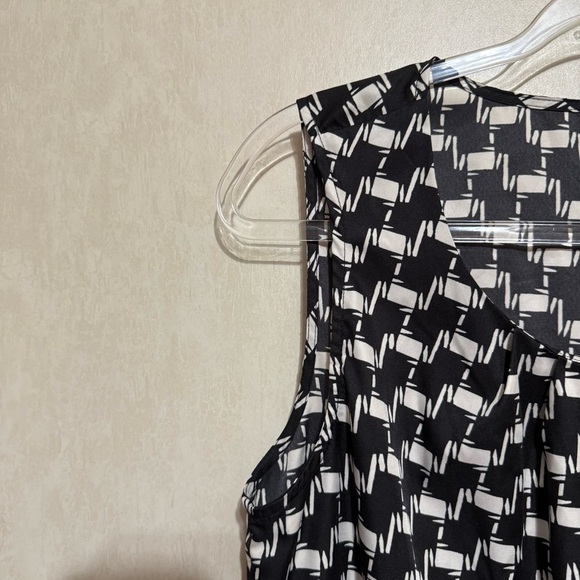Gap Black White Houndstooth Tie Waist Tank Top - Picture 3 of 6